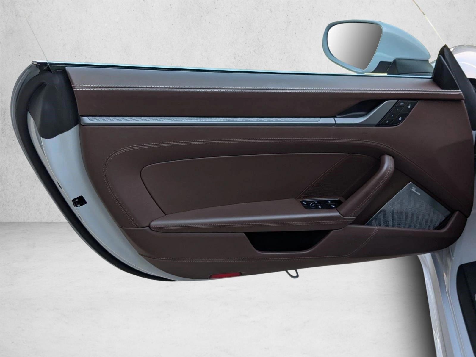 2024 Porsche 911 S - Photo 13