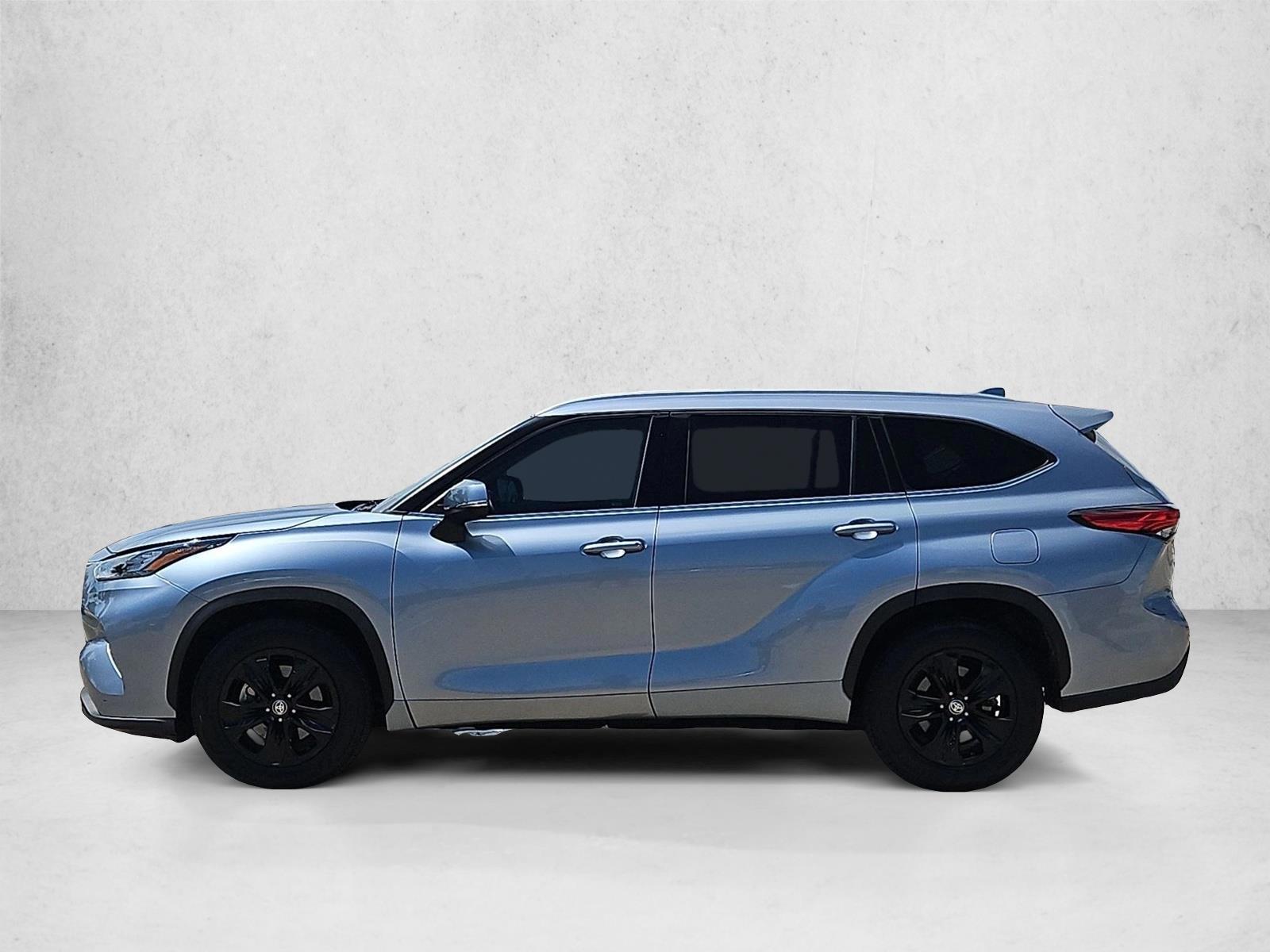 Thumbnail: 2020 Toyota Highlander - 2