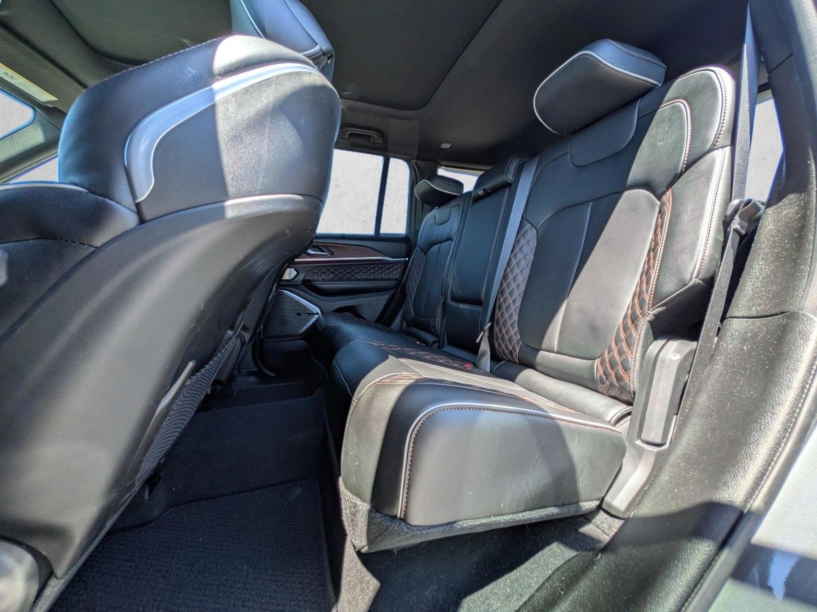 Thumbnail: 2023 Jeep Grand Cherokee - 5