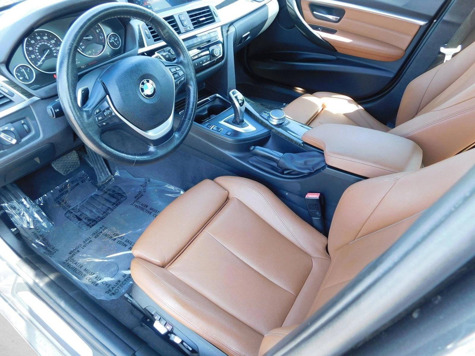 2017 BMW 3 Series 330i - Photo 16