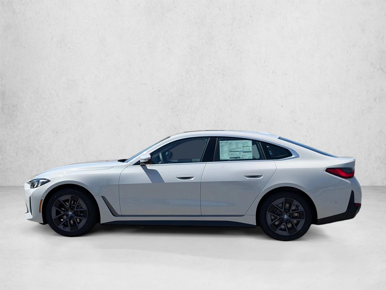 Thumbnail: 2026 BMW i4 - 2