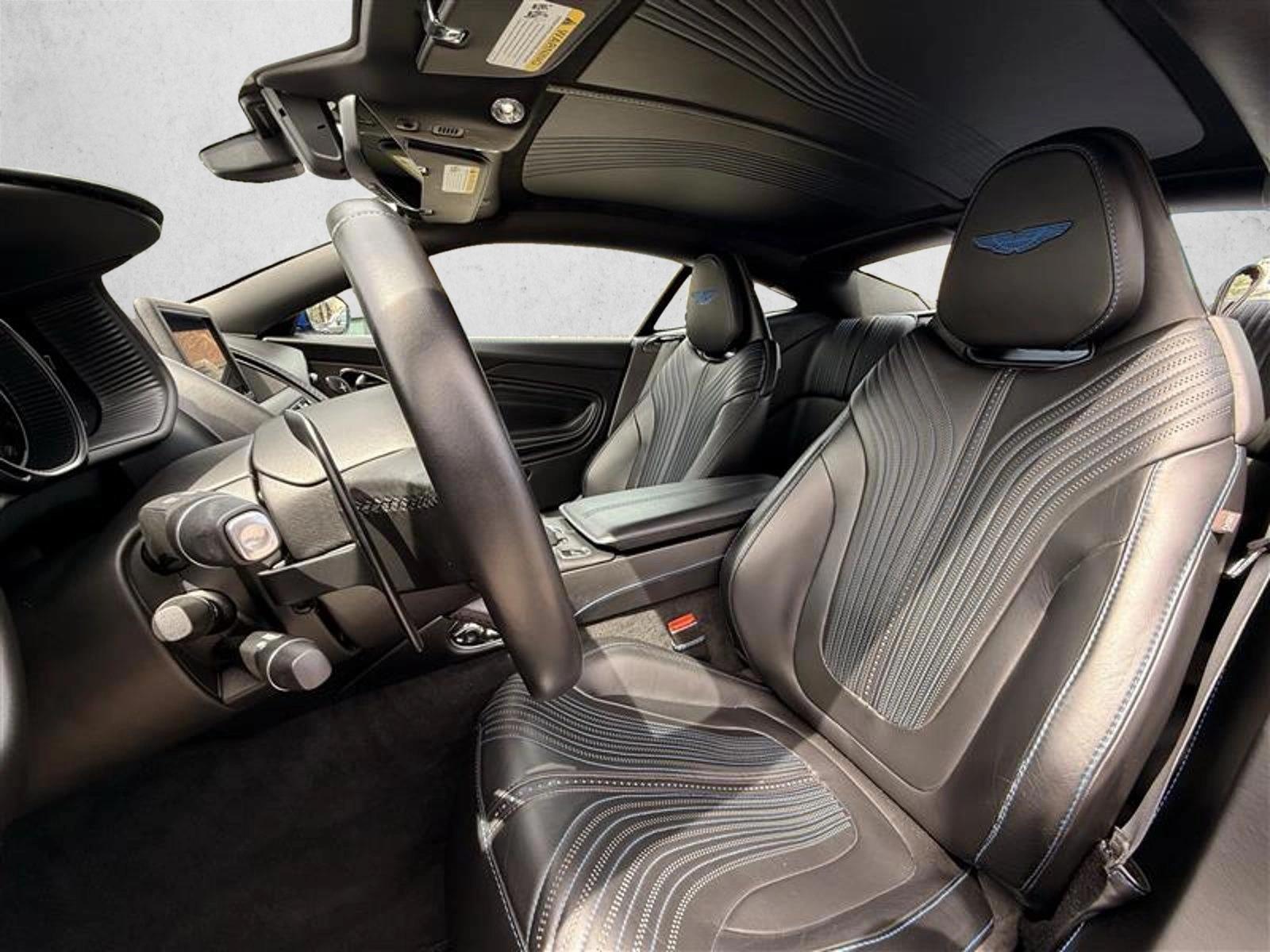 2017 Aston Martin DB11 Launch Edition - Photo 9