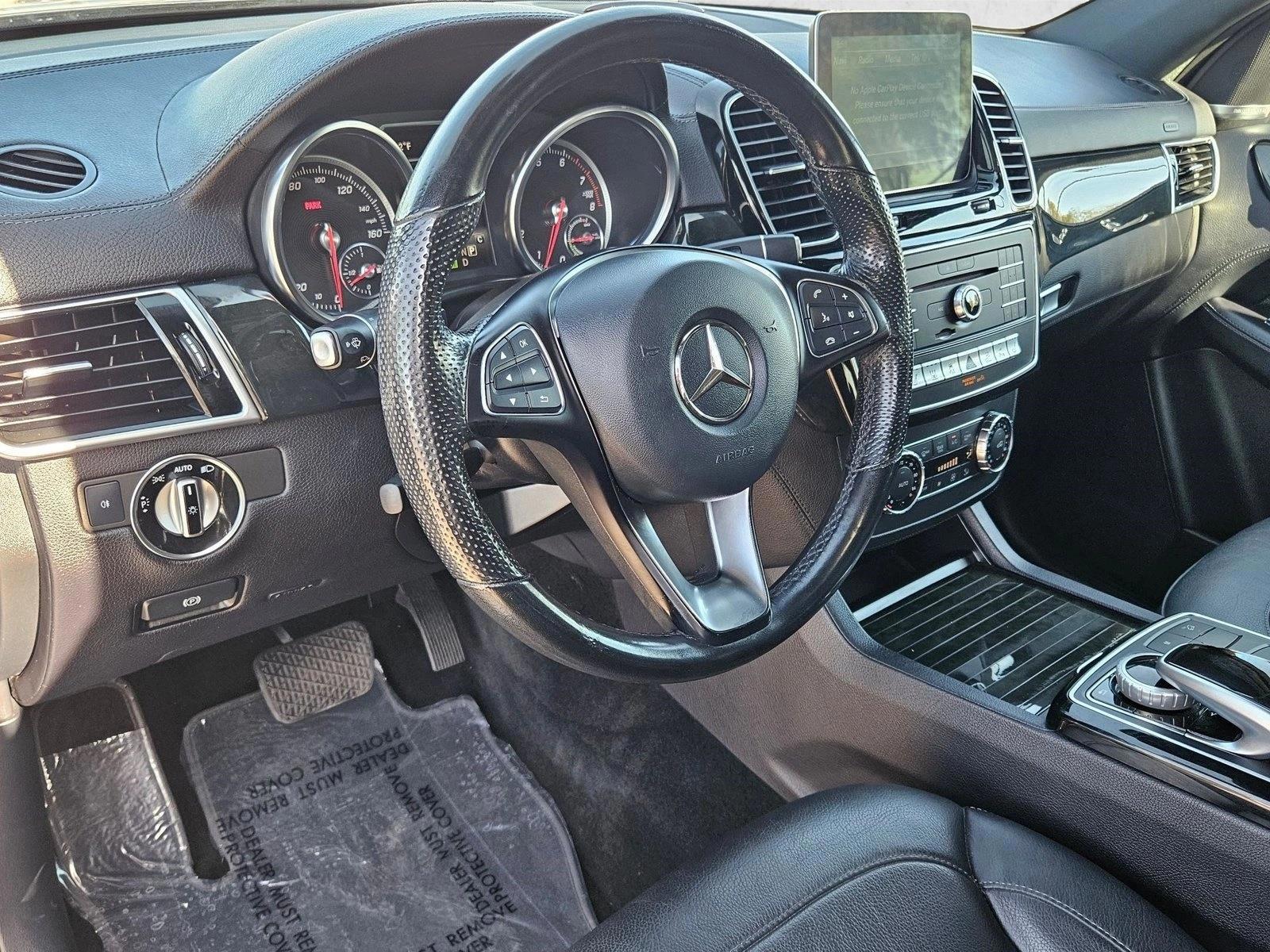 Thumbnail: 2018 Mercedes-Benz GLE - 3