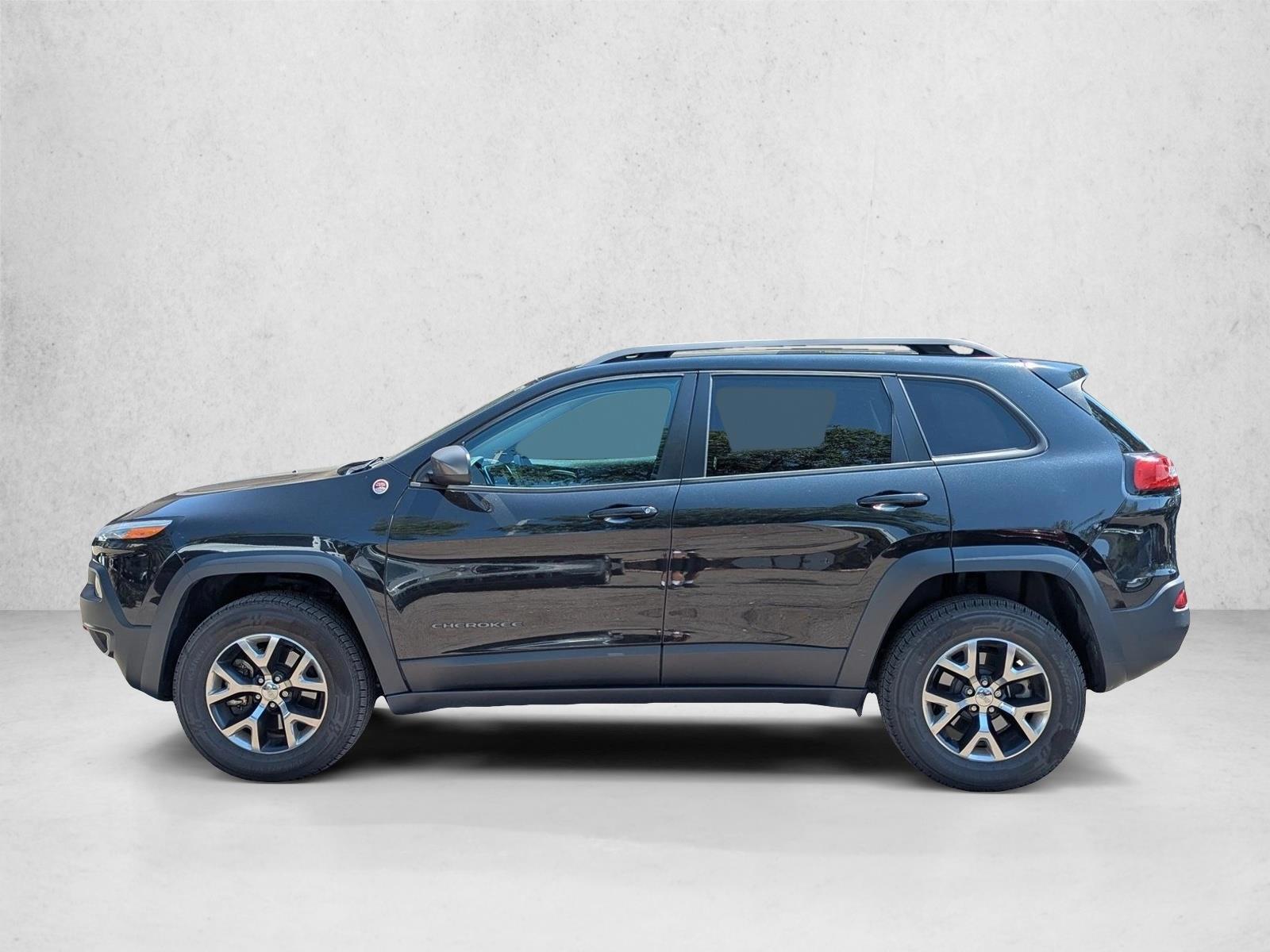 Thumbnail: 2016 Jeep Cherokee - 2