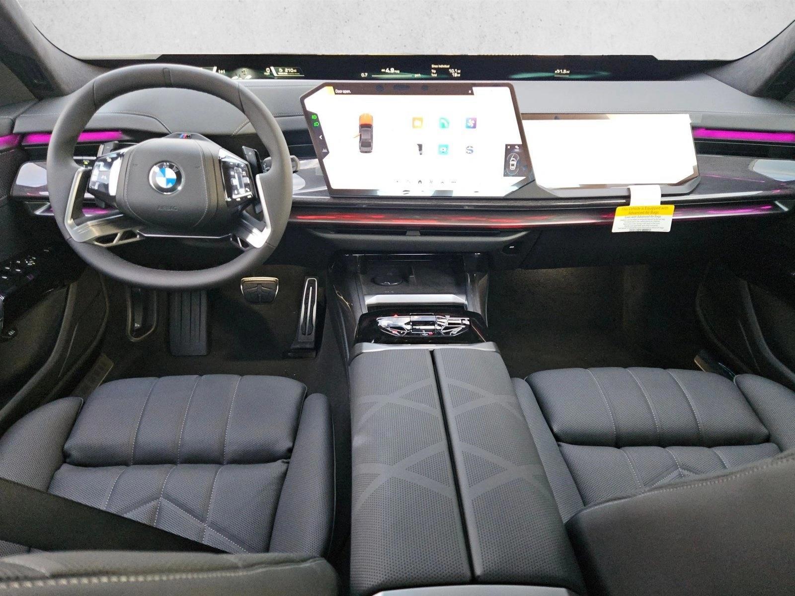 Thumbnail: 2027 BMW 7 Series - 3