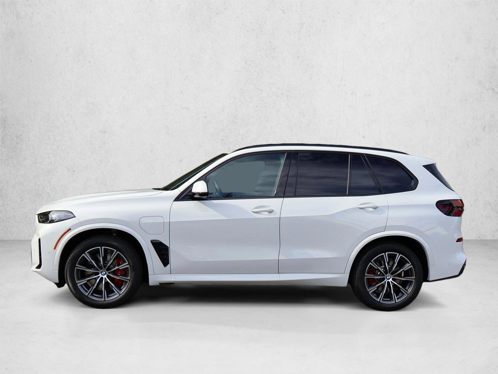 Thumbnail: 2026 BMW X5 - 2