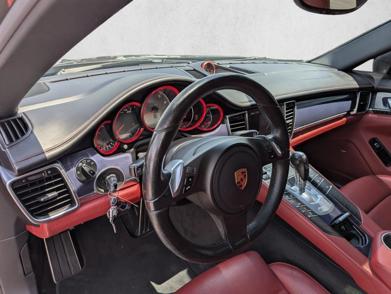 2016 Porsche Panamera