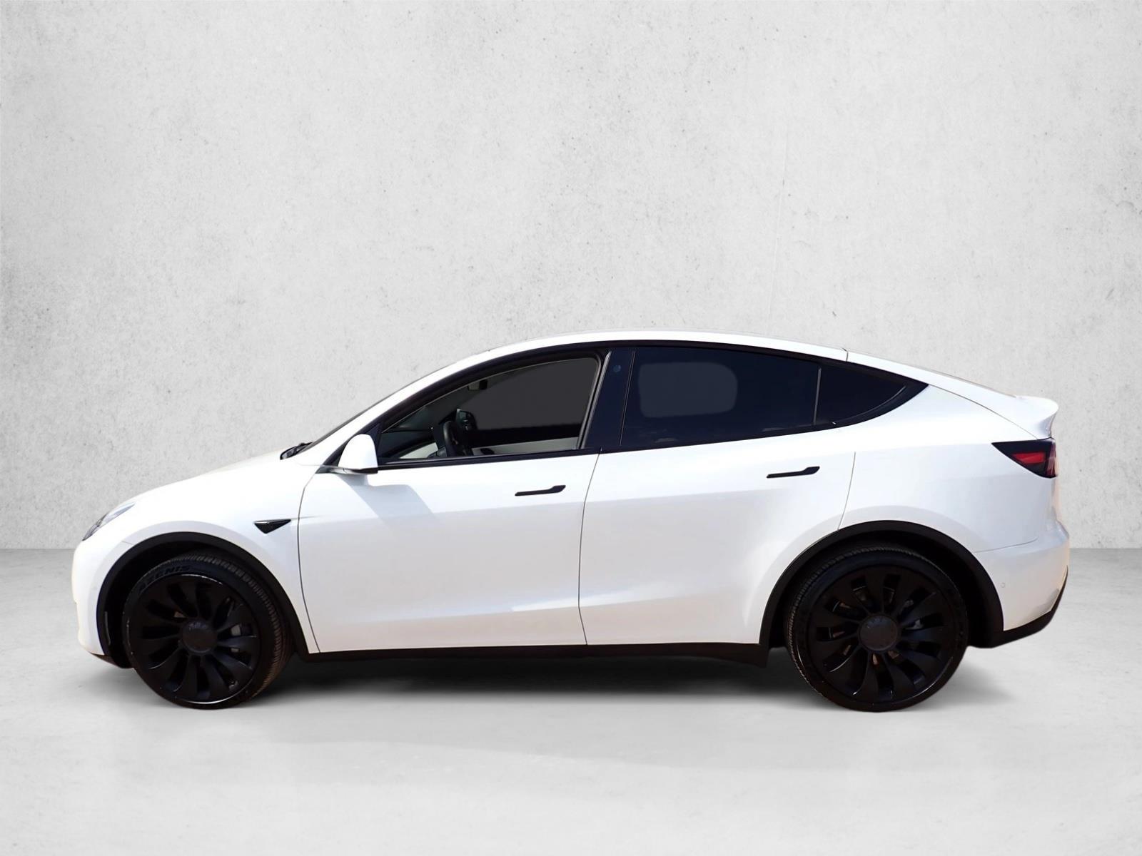 Thumbnail: 2022 Tesla Model Y - 2