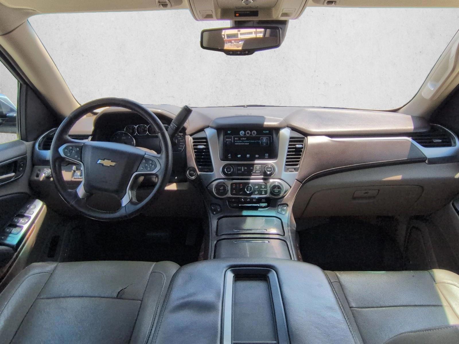 Thumbnail: 2015 Chevrolet Tahoe - 3