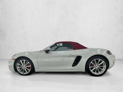 2022 Porsche 718 Boxster