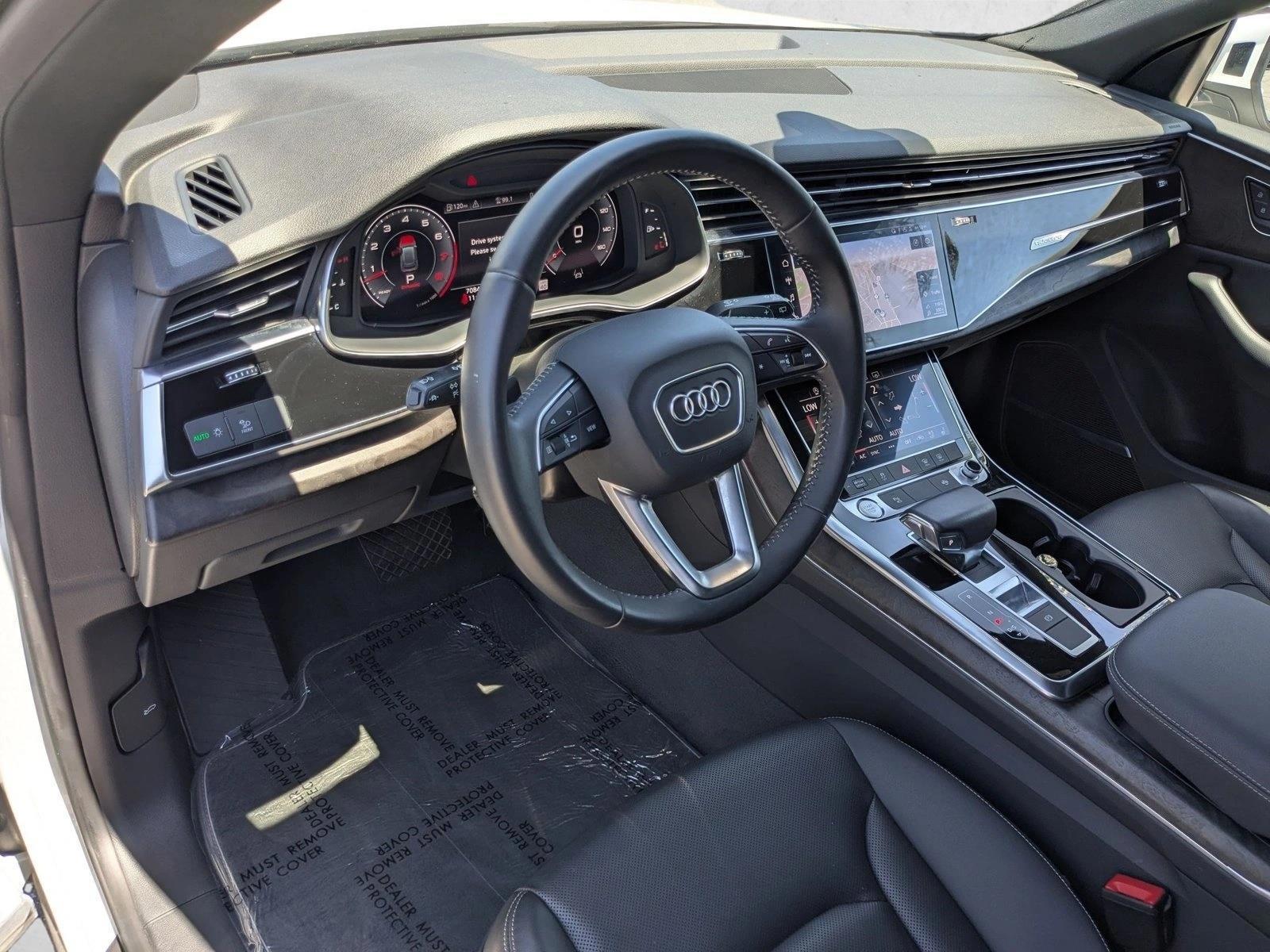 Thumbnail: 2019 Audi Q8 - 3
