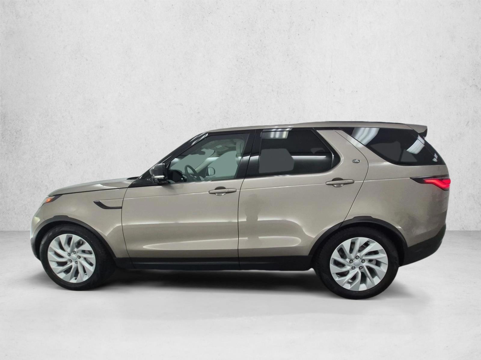 Thumbnail: 2025 Land Rover Discovery - 2