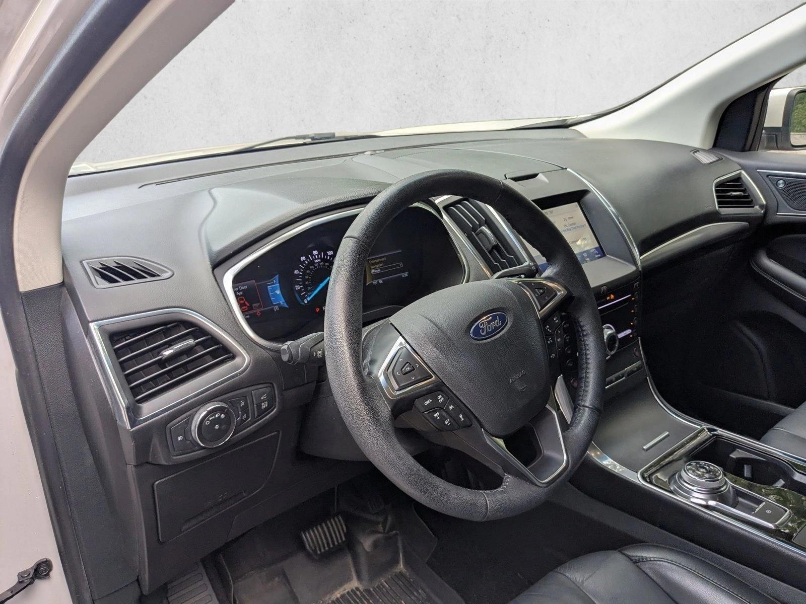 Thumbnail: 2019 Ford Edge - 3