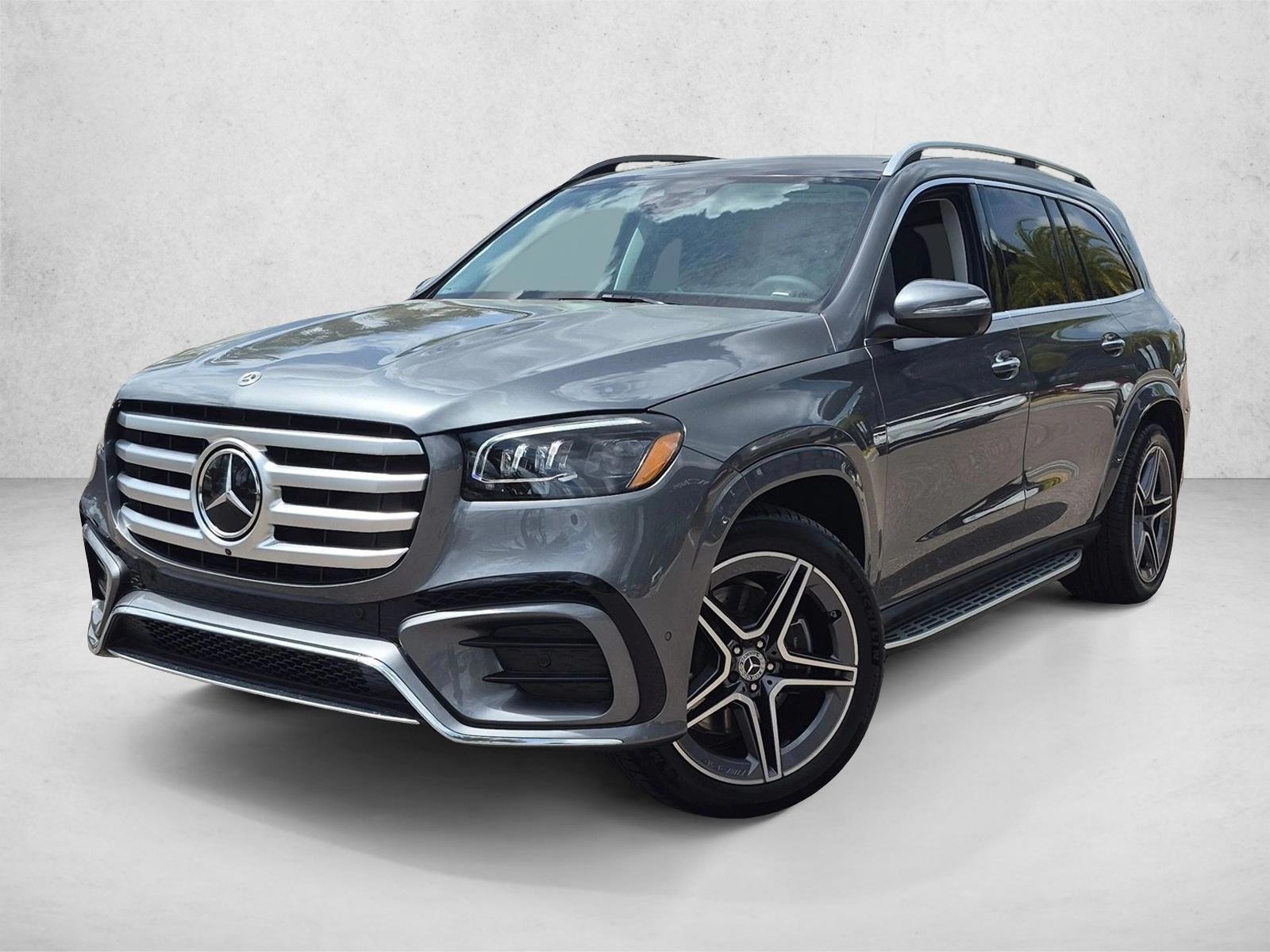 Thumbnail: 2026 Mercedes-Benz GLS - 1