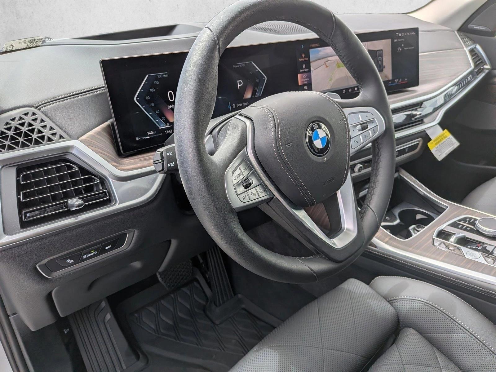Thumbnail: 2026 BMW X7 - 3