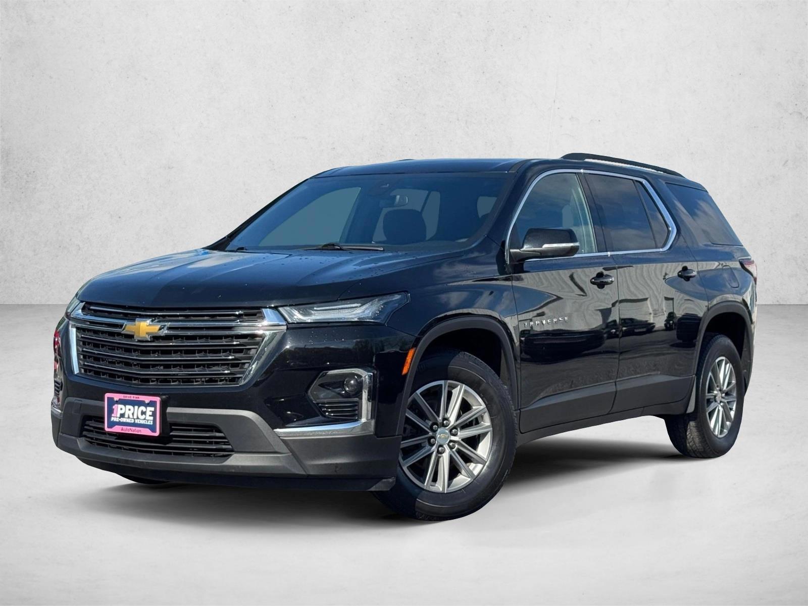 Thumbnail: 2023 Chevrolet Traverse - 1