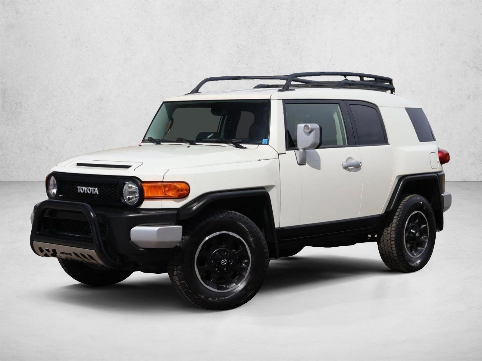 Thumbnail: 2013 Toyota FJ Cruiser - 1