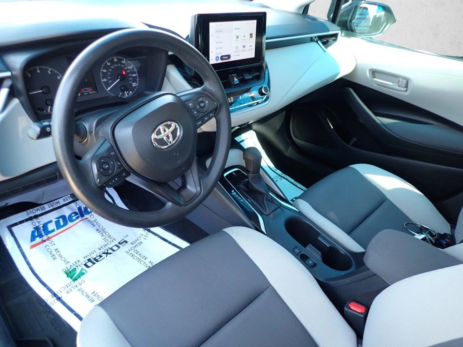 Thumbnail: 2023 Toyota Corolla - 3