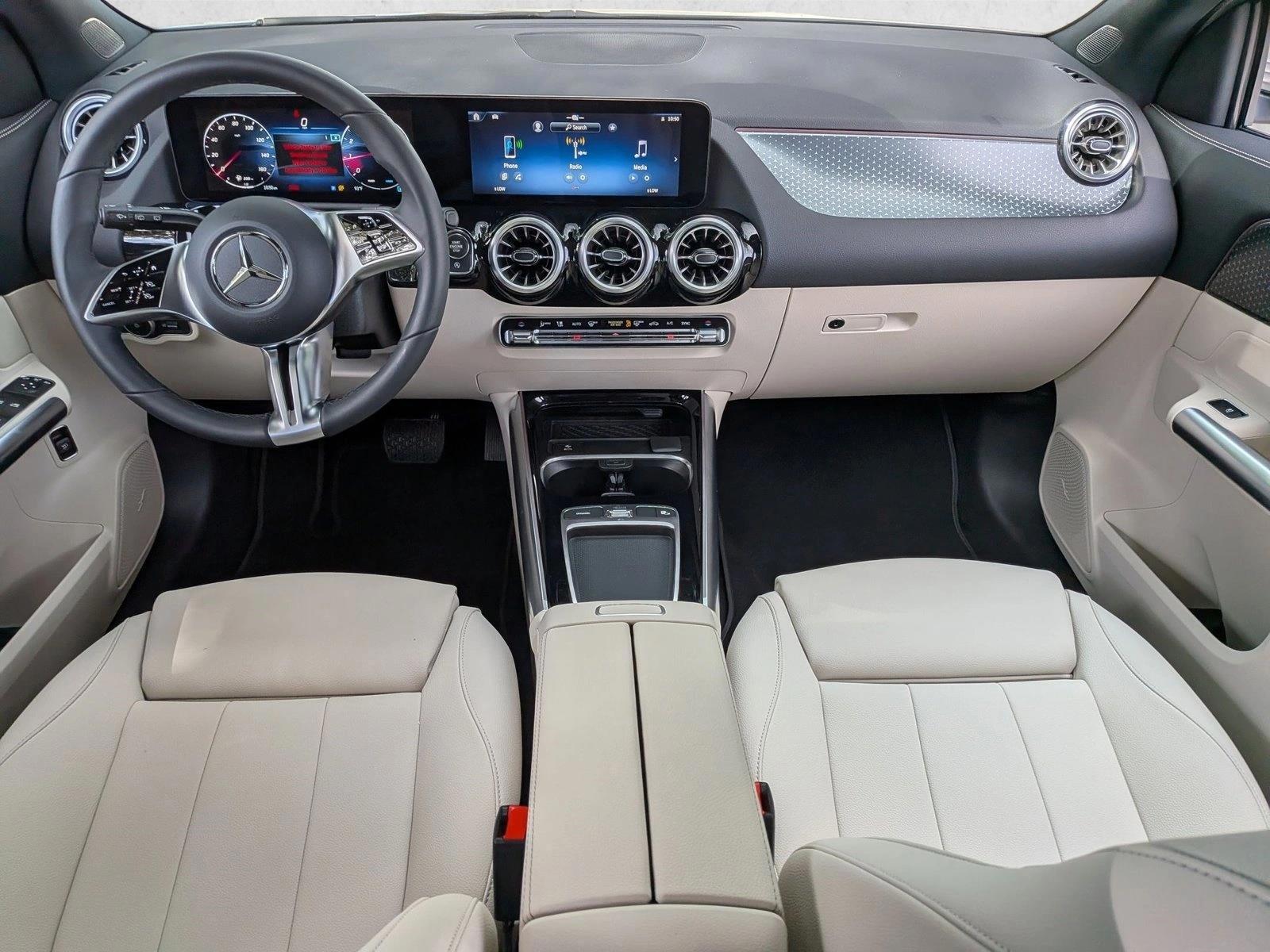 Thumbnail: 2026 Mercedes-Benz GLA - 3