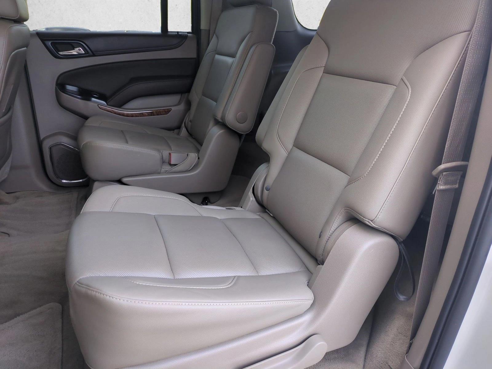 Thumbnail: 2015 Chevrolet Suburban - 5