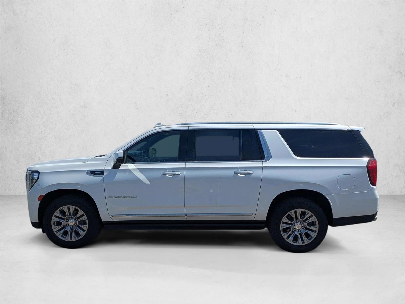 Thumbnail: 2022 GMC Yukon XL - 2