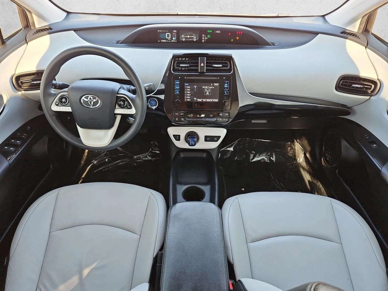 Thumbnail: 2017 Toyota Prius - 4