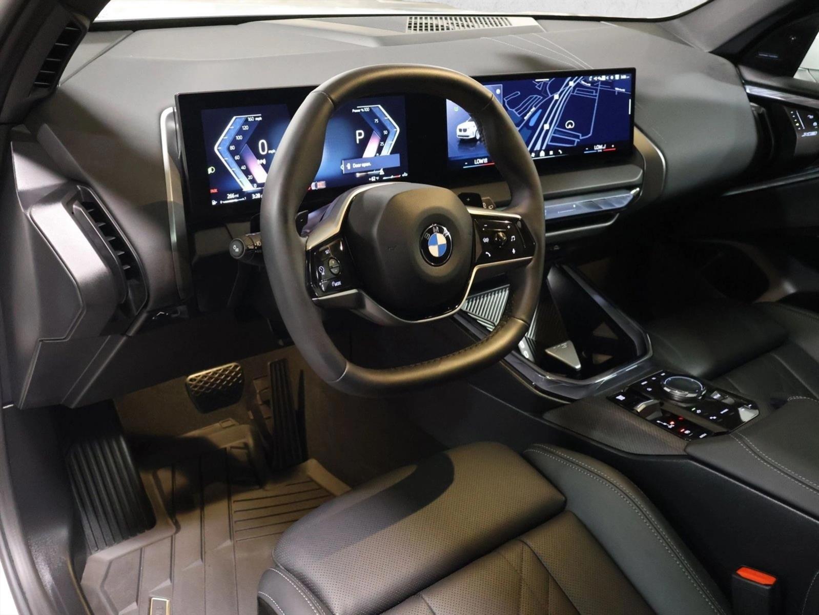 Thumbnail: 2026 BMW X3 - 3