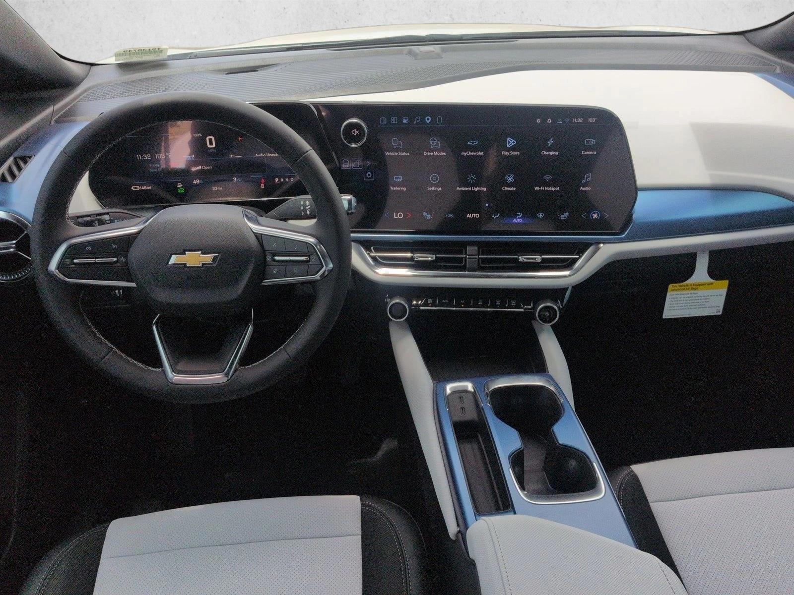 Thumbnail: 2026 Chevrolet Equinox - 4