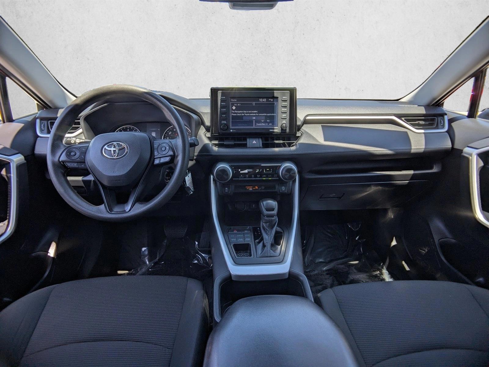 Thumbnail: 2022 Toyota RAV4 - 4