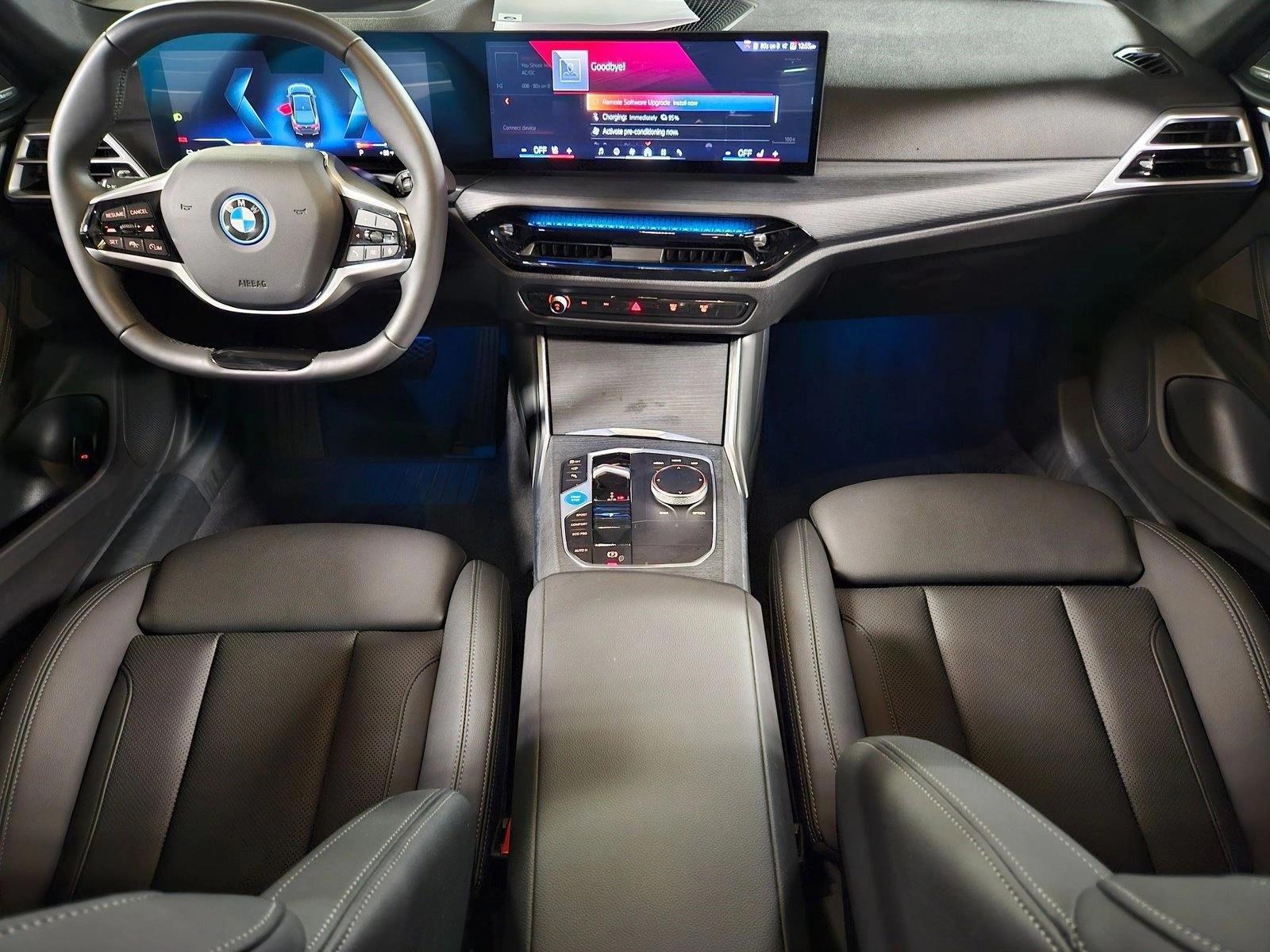 Thumbnail: 2025 BMW i4 - 3