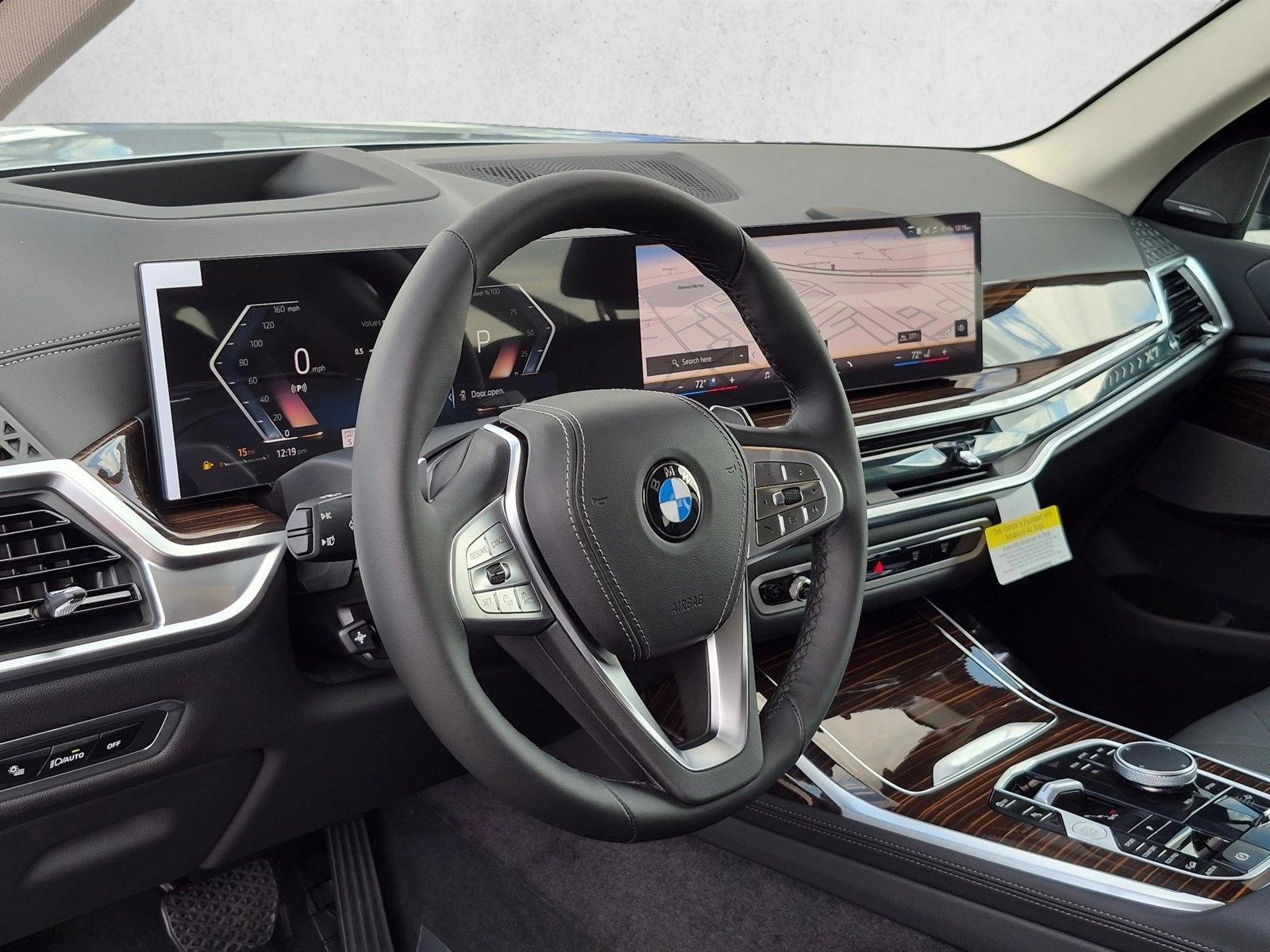 Thumbnail: 2027 BMW X7 - 3