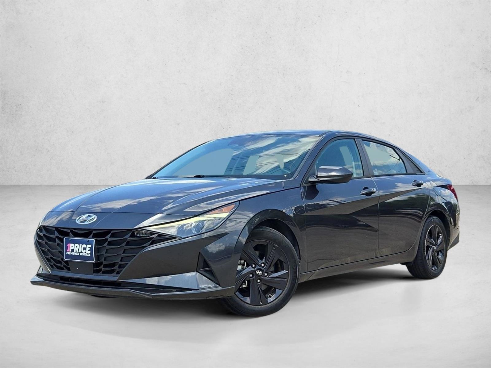Thumbnail: 2021 Hyundai Elantra - 1