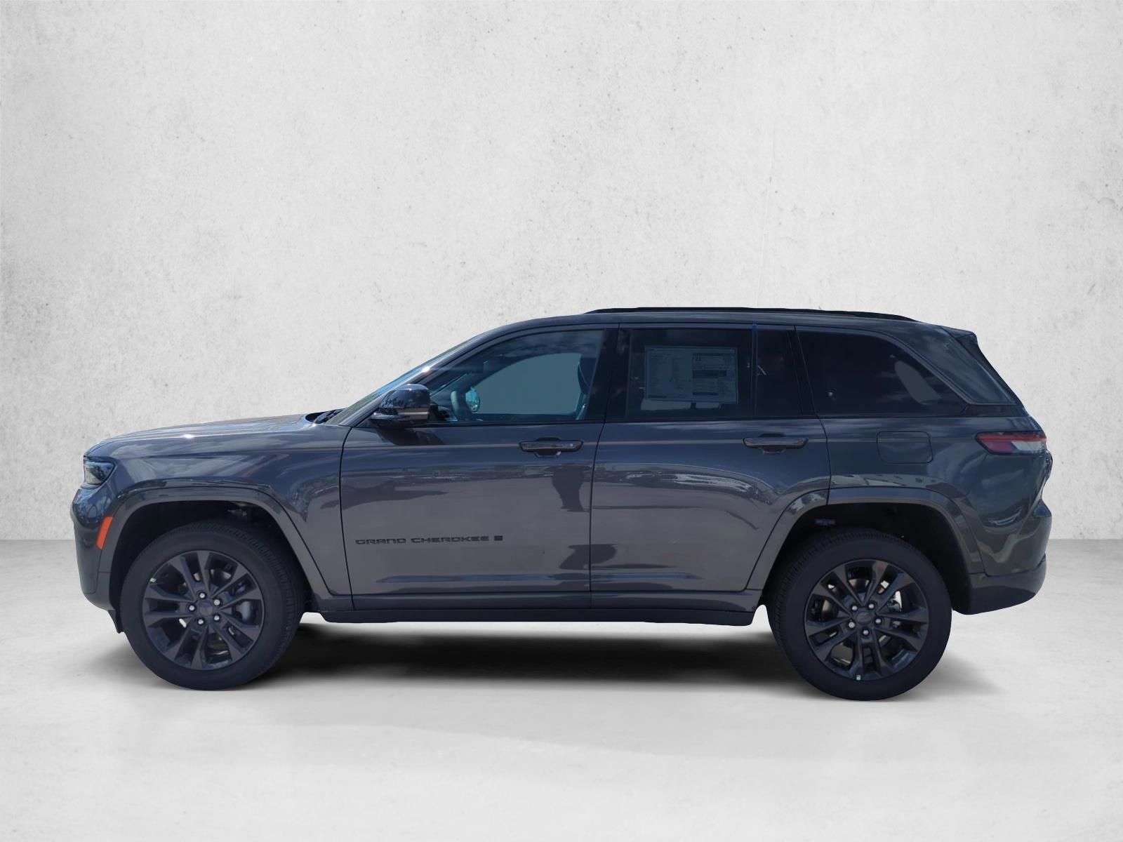 Thumbnail: 2026 Jeep Grand Cherokee - 2