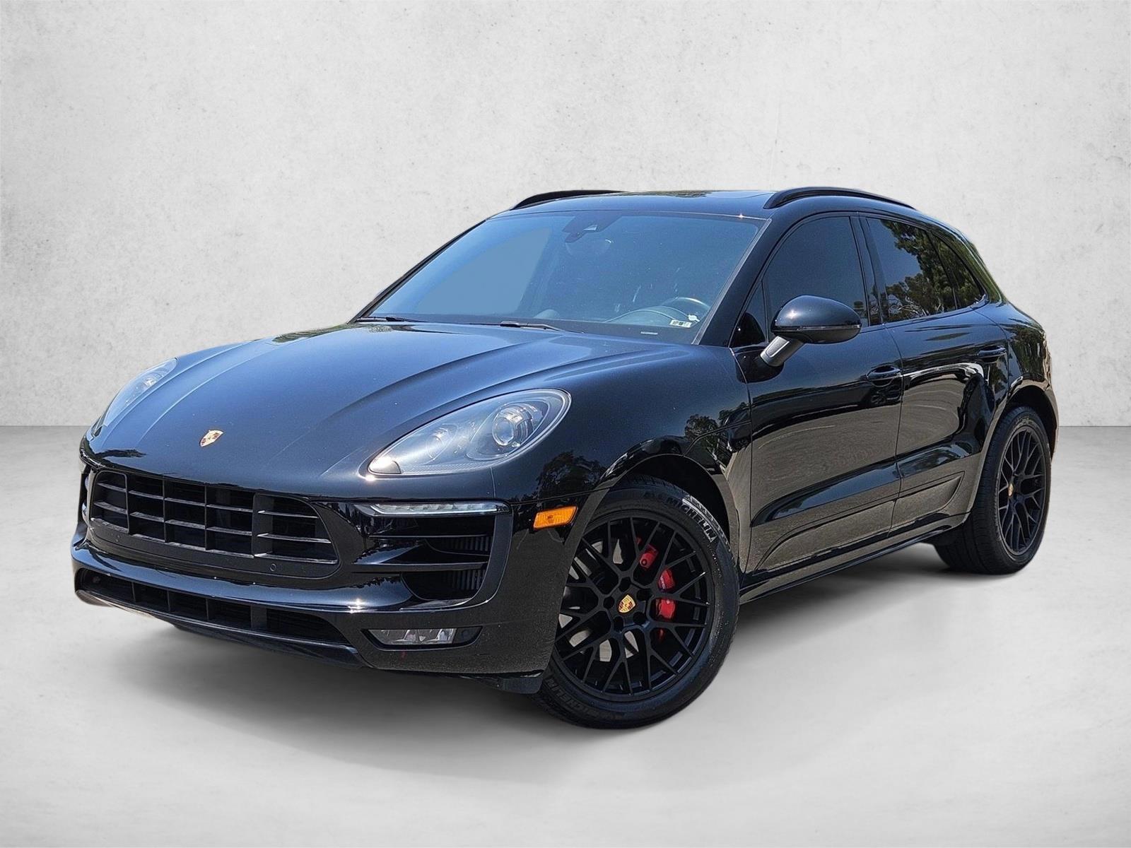 Thumbnail: 2017 Porsche Macan - 1