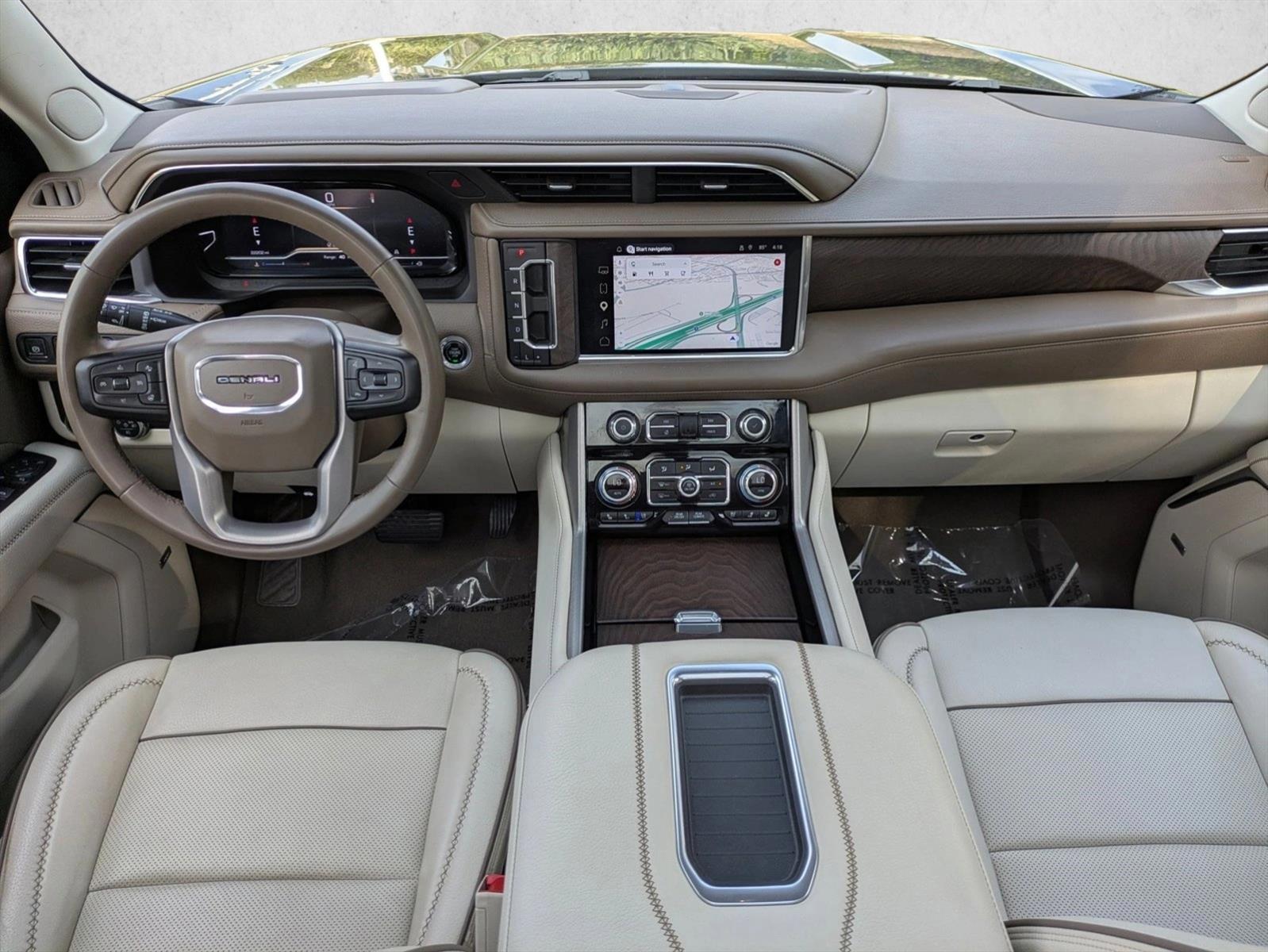 Thumbnail: 2023 GMC Yukon - 3