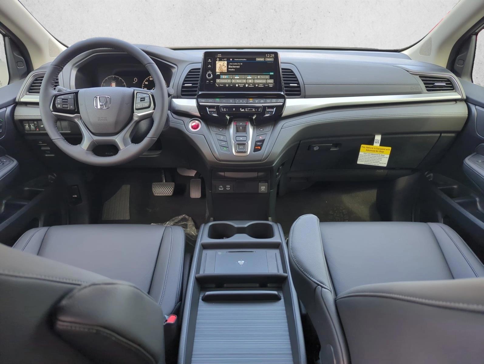 Thumbnail: 2026 Honda Odyssey - 3
