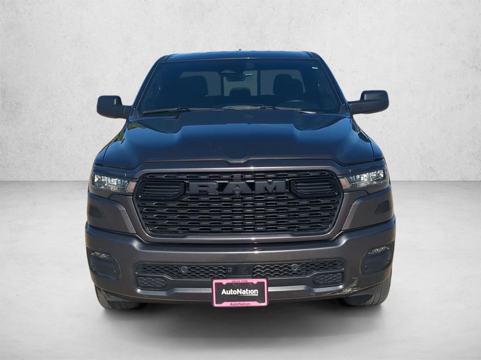 2025 RAM 1500 Tradesman - Photo 2