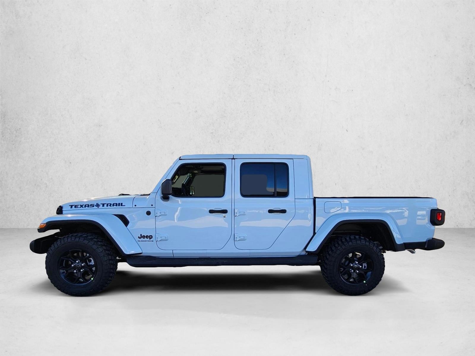 Thumbnail: 2026 Jeep Gladiator - 2