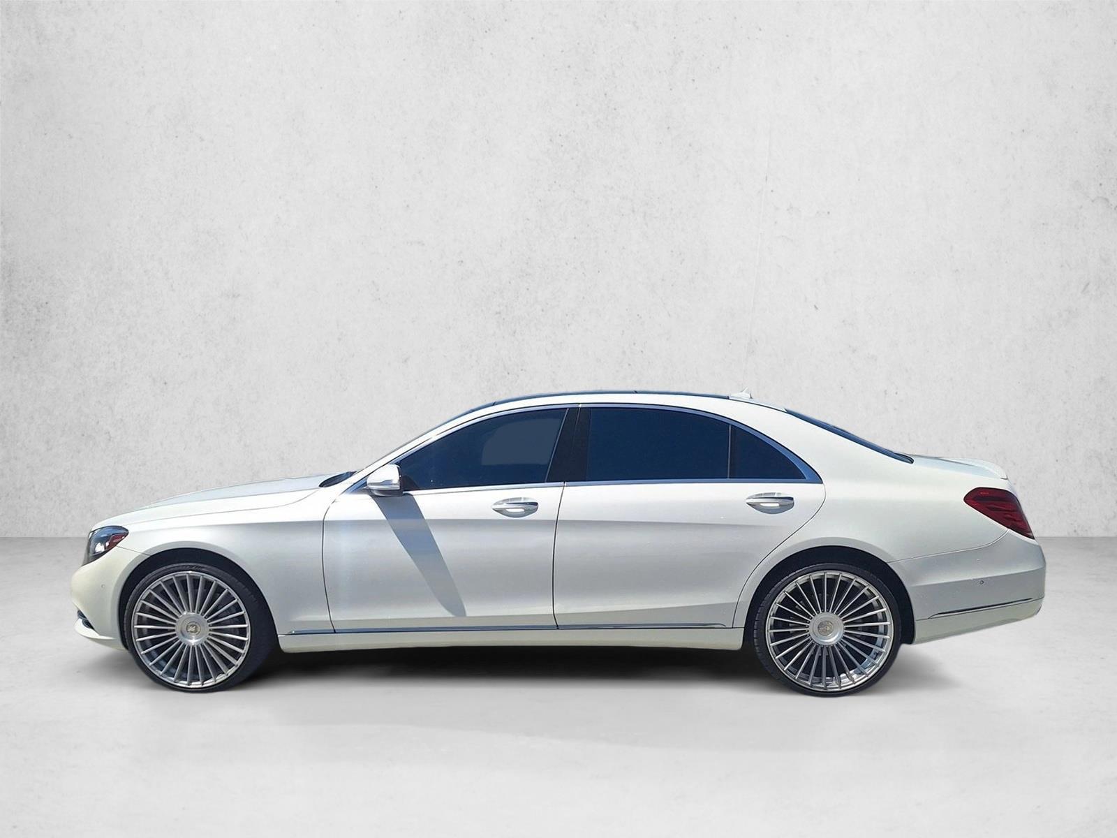 Thumbnail: 2017 Mercedes-Benz S-Class - 3