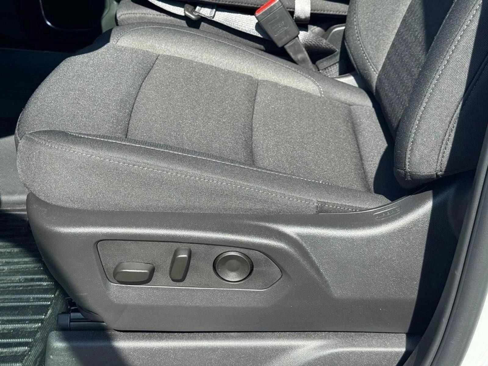 2025 Chevrolet Silverado 1500 RST - Photo 25