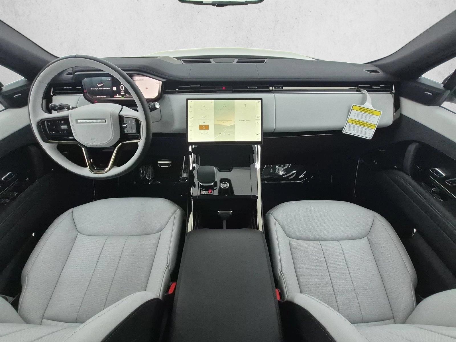 Thumbnail: 2027 Land Rover Range Rover Sport - 4