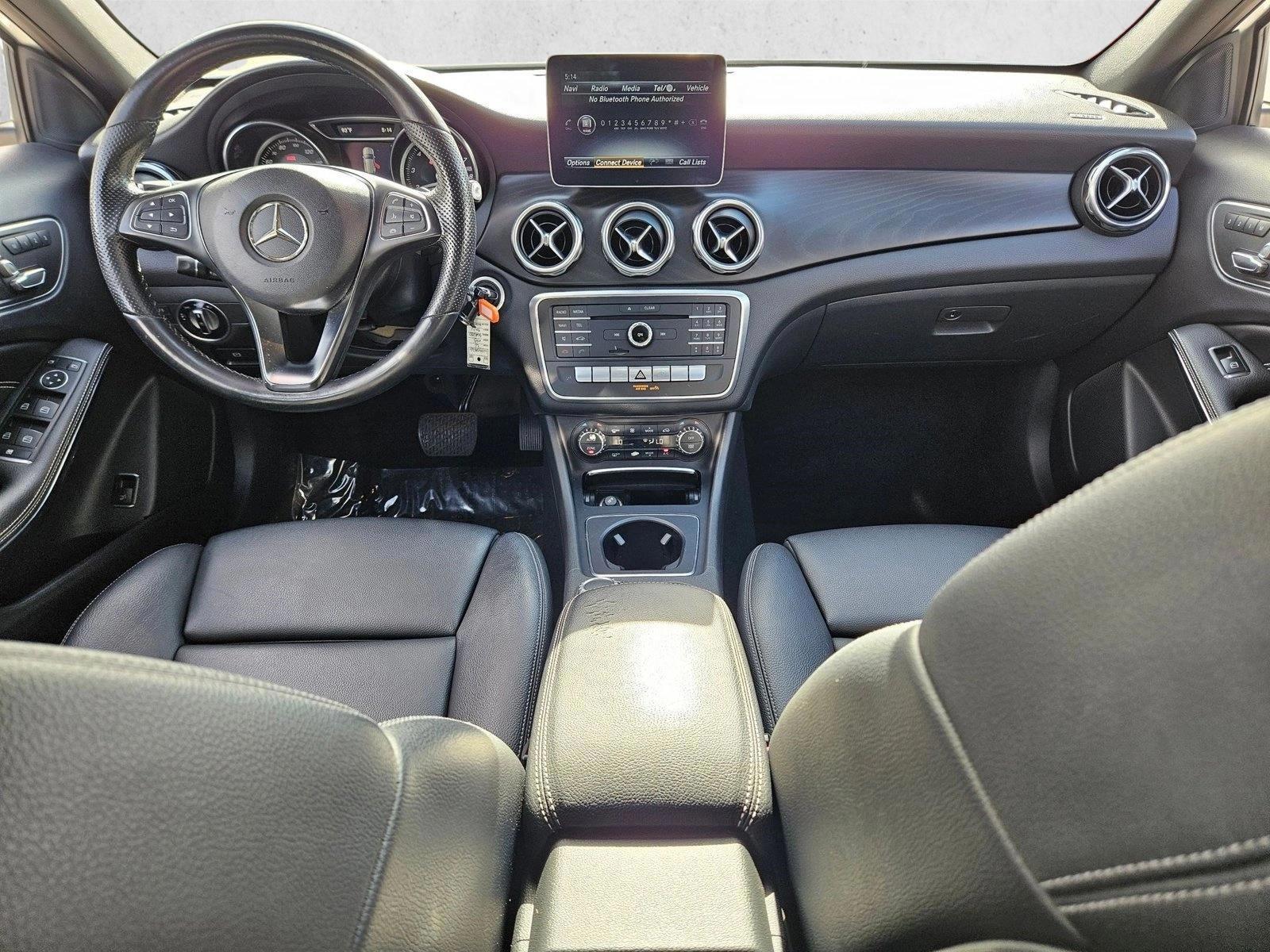 Thumbnail: 2020 Mercedes-Benz GLA - 3