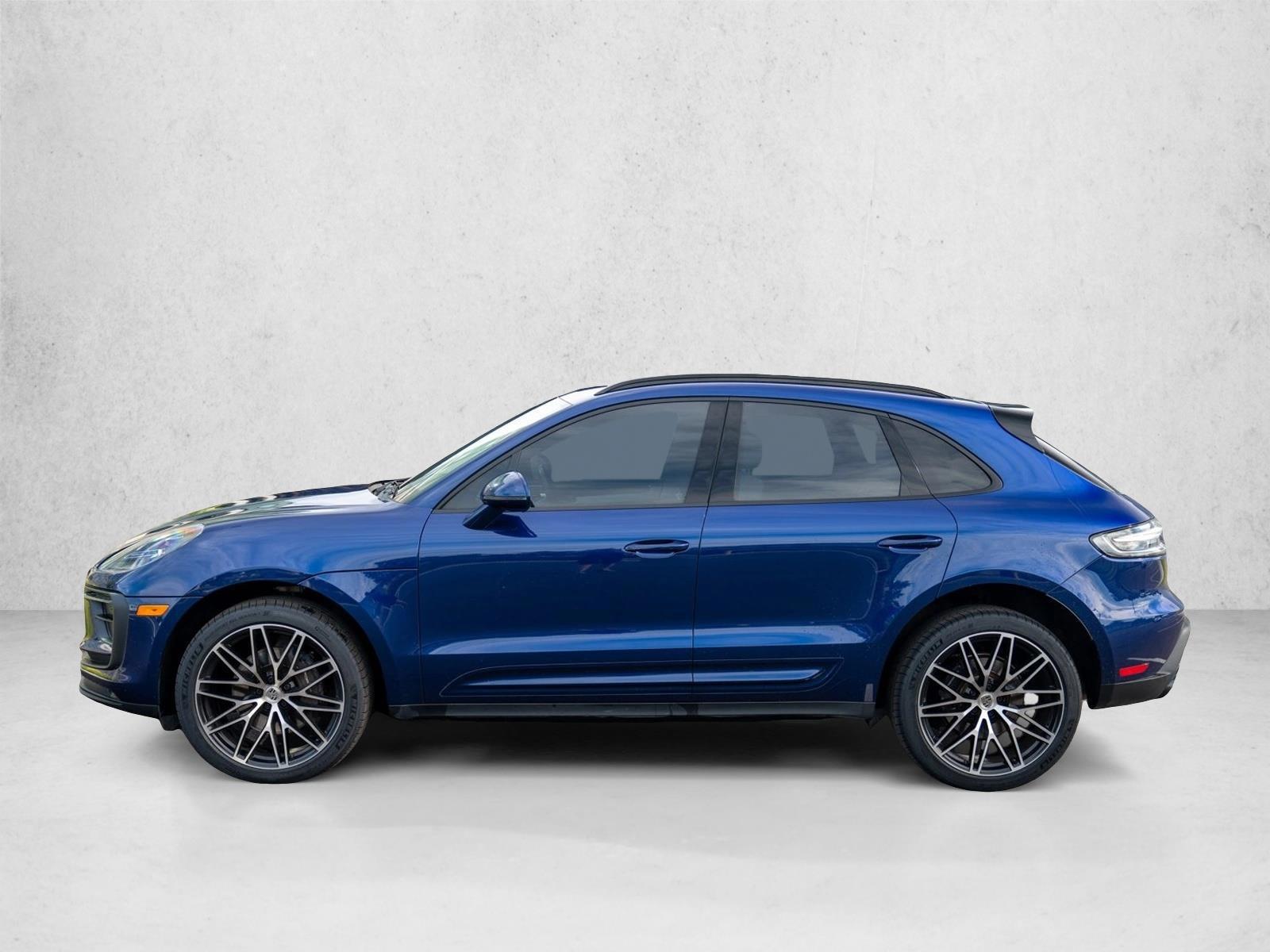 Thumbnail: 2023 Porsche Macan - 2