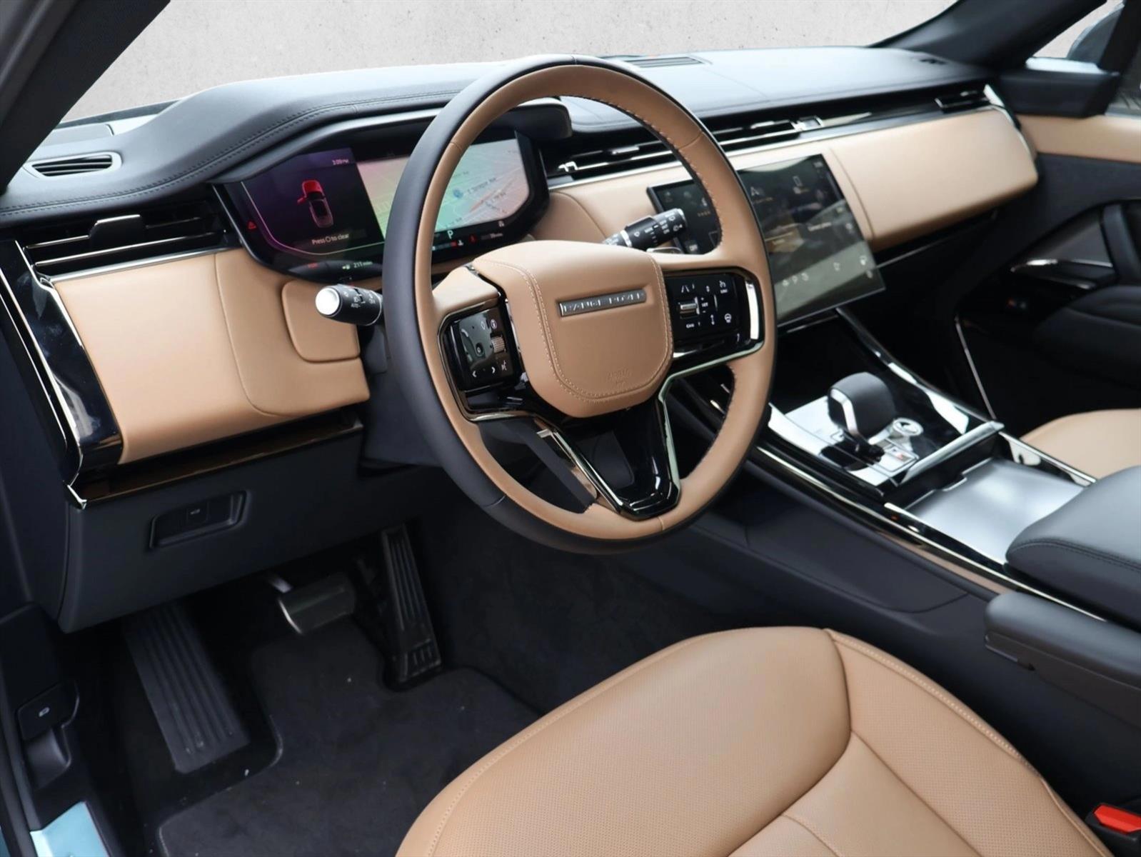 Thumbnail: 2025 Land Rover Range Rover Sport - 3