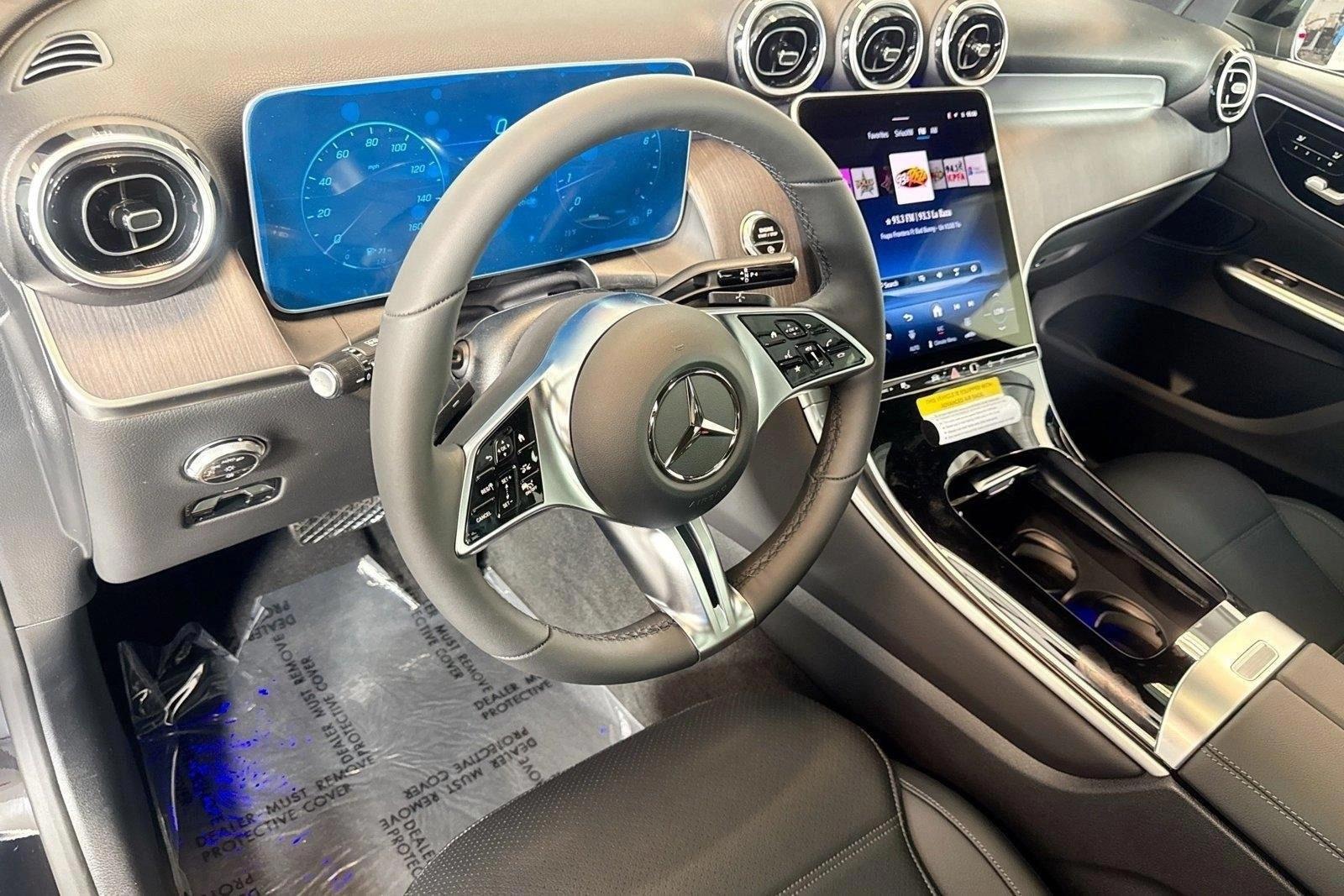 Thumbnail: 2026 Mercedes-Benz GLC - 3