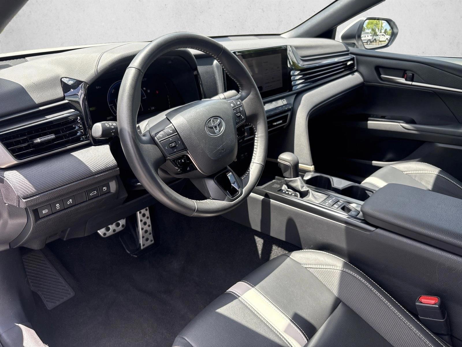 Thumbnail: 2026 Toyota Camry - 3