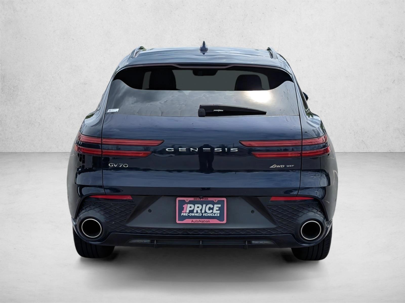 2022 Genesis GV70