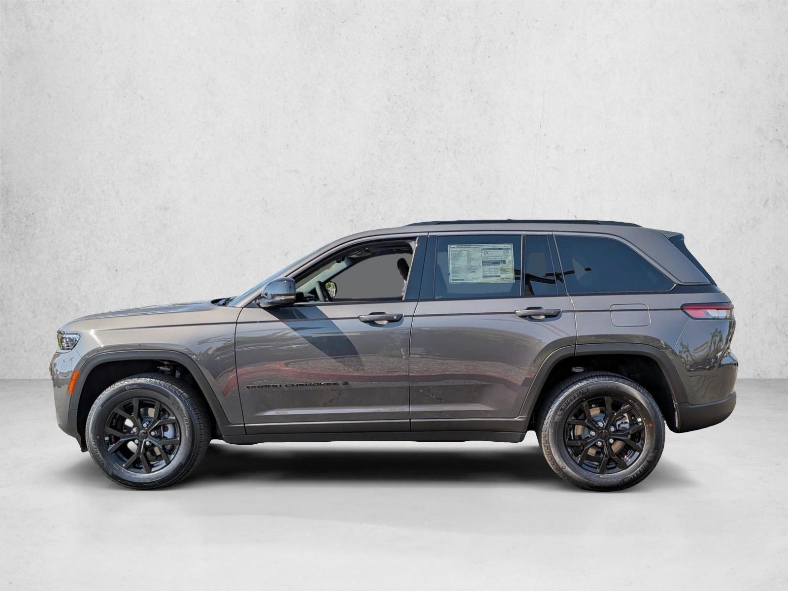 Thumbnail: 2026 Jeep Grand Cherokee - 2
