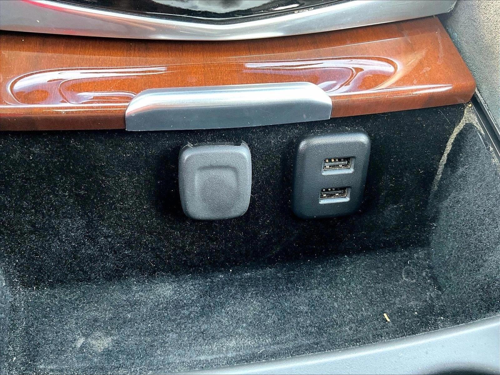 Thumbnail: 2019 Cadillac Escalade - 5