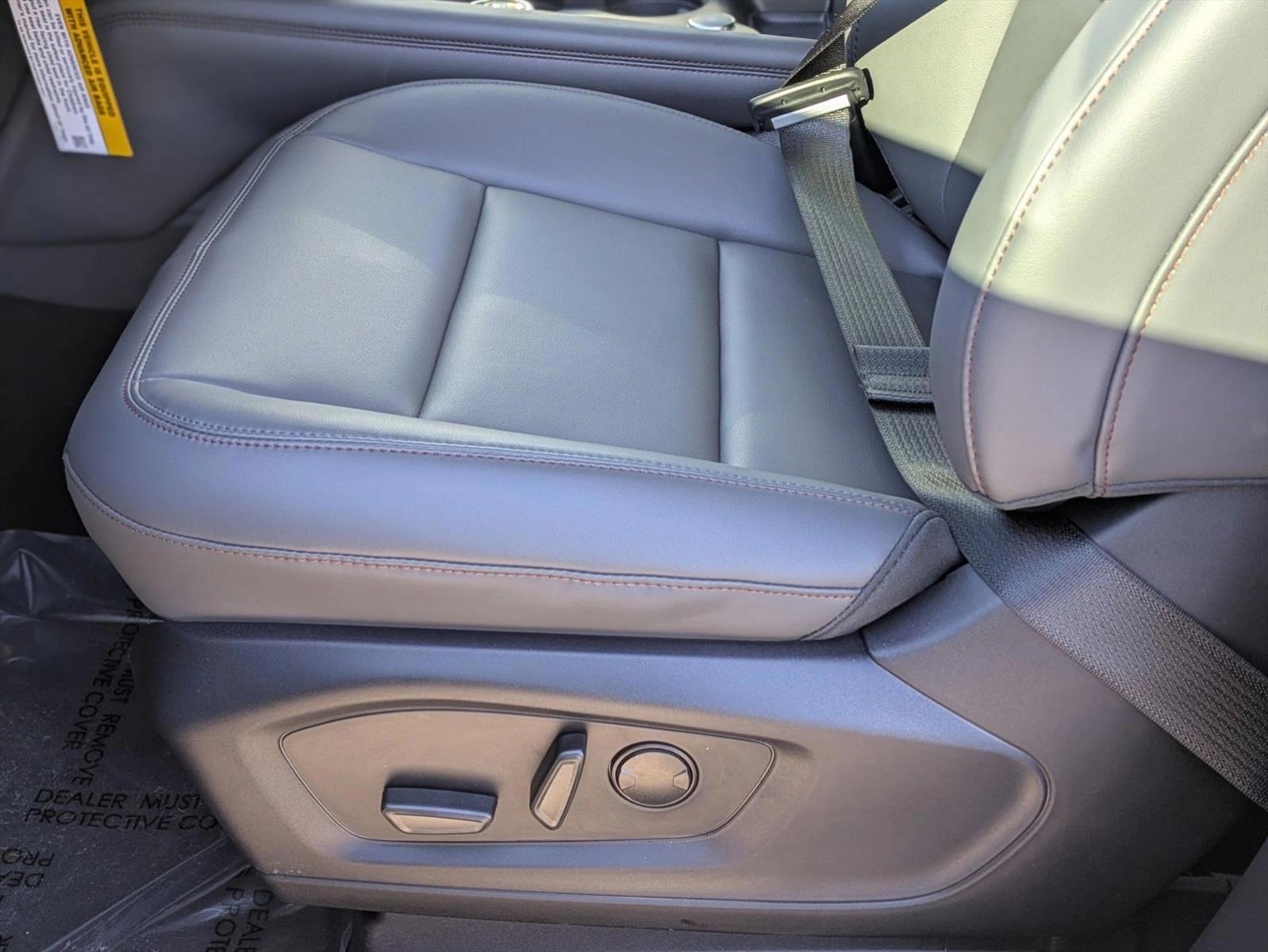 Thumbnail: 2026 Ford Explorer - 3